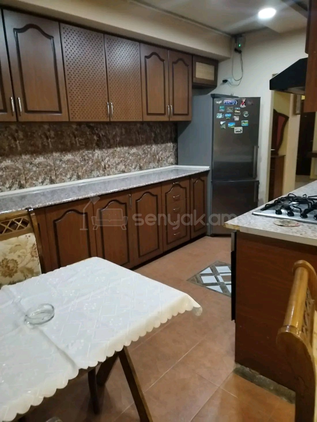 3 Սենյականոց Բնակարան, 90քմ, 6/14 հարկ, Նորմալ Վիճակում, Կահավորված