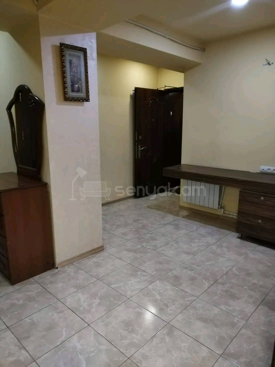 3 Սենյականոց Բնակարան, 90քմ, 6/14 հարկ, Նորմալ Վիճակում, Կահավորված