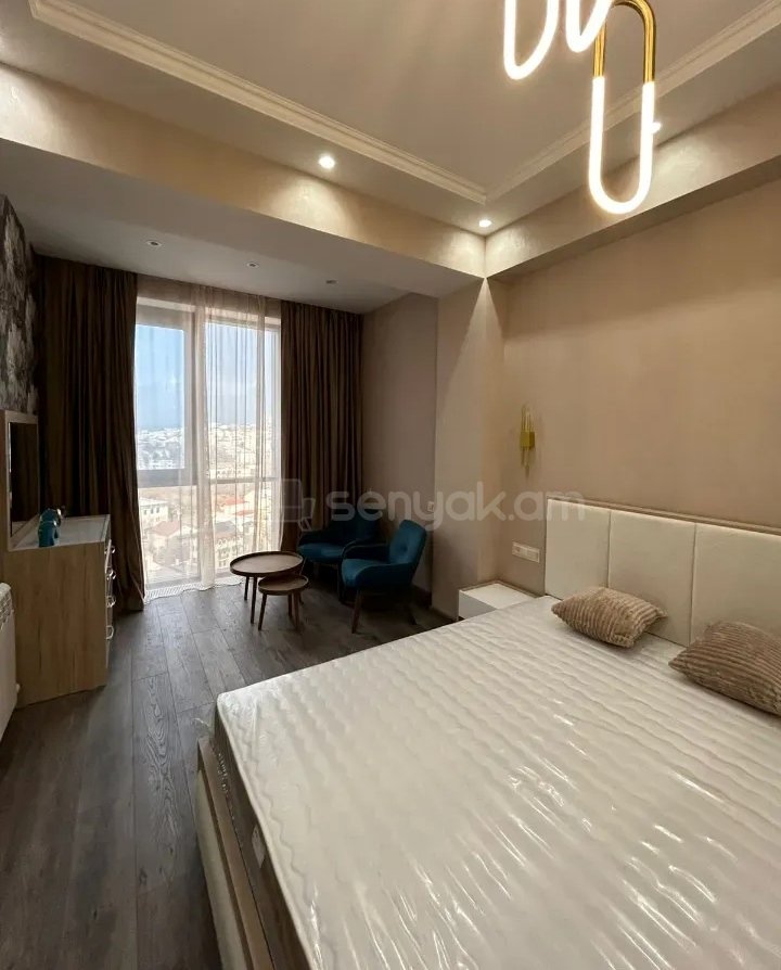 2 Սենյականոց Բնակարան Նորակառույցում, 57քմ, 14/16 հարկ, Կապիտալ Վերանորոգված, Կահավորված