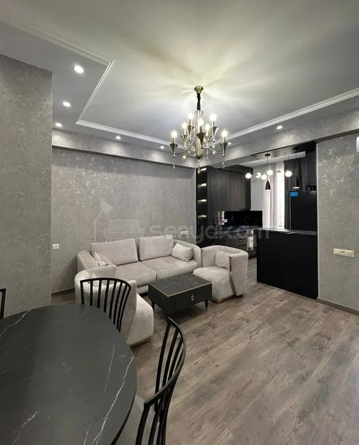 2 Սենյականոց Բնակարան Նորակառույցում, 57քմ, 14/16 հարկ, Կապիտալ Վերանորոգված, Կահավորված