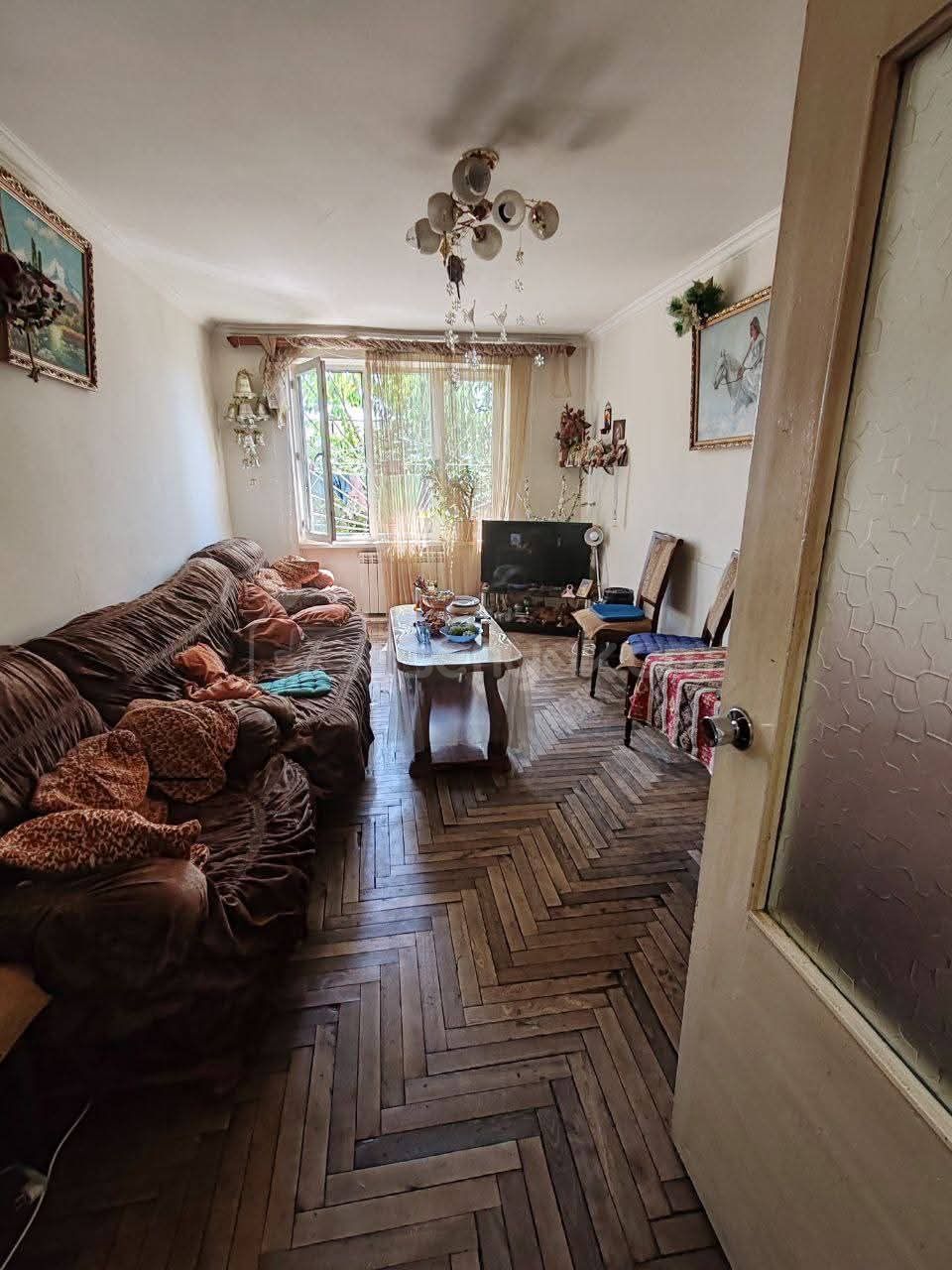 3 Սենյականոց Բնակարան, 72քմ, 1/5 հարկ, Պետական Վիճակում