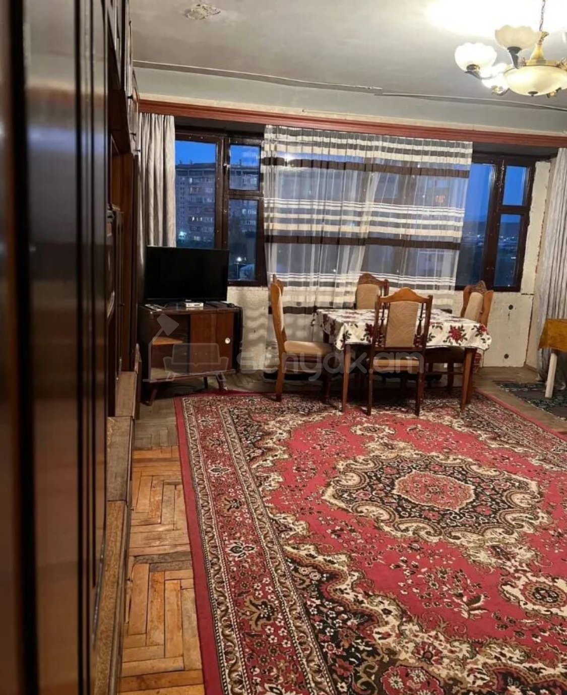 4 Սենյականոց Բնակարան, 97քմ, 9/9 հարկ, Կոսմետիկ Վերանորոգված