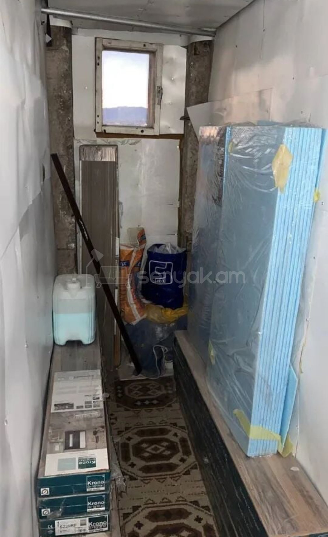 4 Սենյականոց Բնակարան, 97քմ, 9/9 հարկ, Կոսմետիկ Վերանորոգված