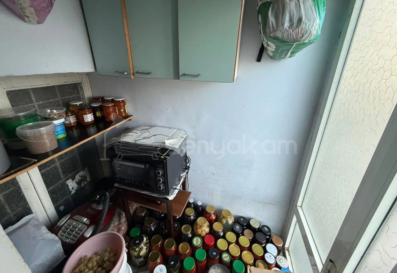 2 Սենյականոց Բնակարան, 61քմ, 3/12 հարկ, Նորմալ Վիճակում