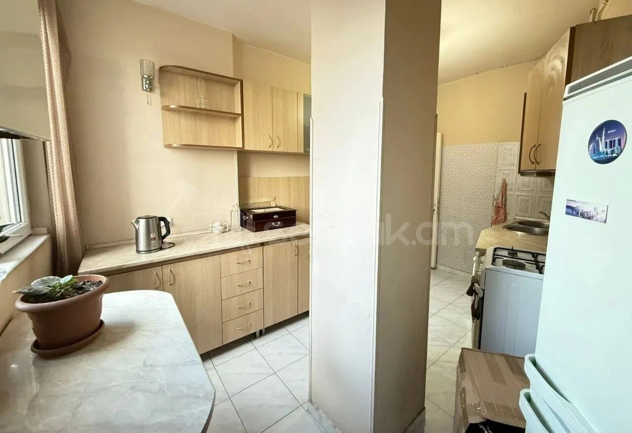 2 Սենյականոց Բնակարան, 61քմ, 3/12 հարկ, Նորմալ Վիճակում