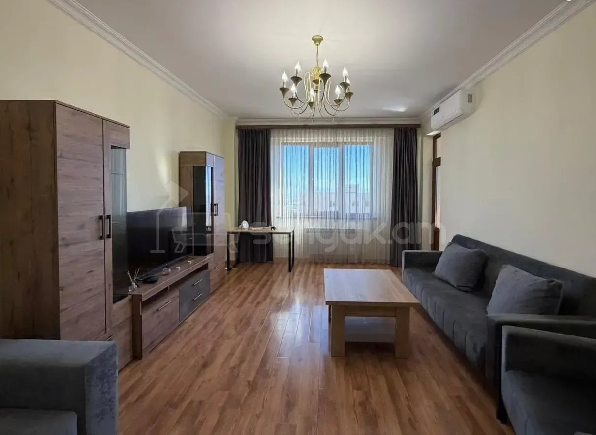 3 Սենյականոց Բնակարան Նորակառույցում, 100քմ, 16/17 հարկ, Կապիտալ Վերանորոգված