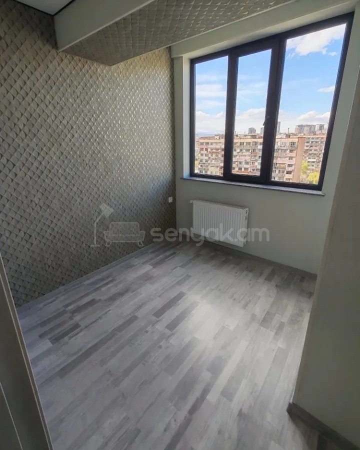 2 Սենյականոց Բնակարան, 38քմ, 10/14 հարկ, Կապիտալ Վերանորոգված