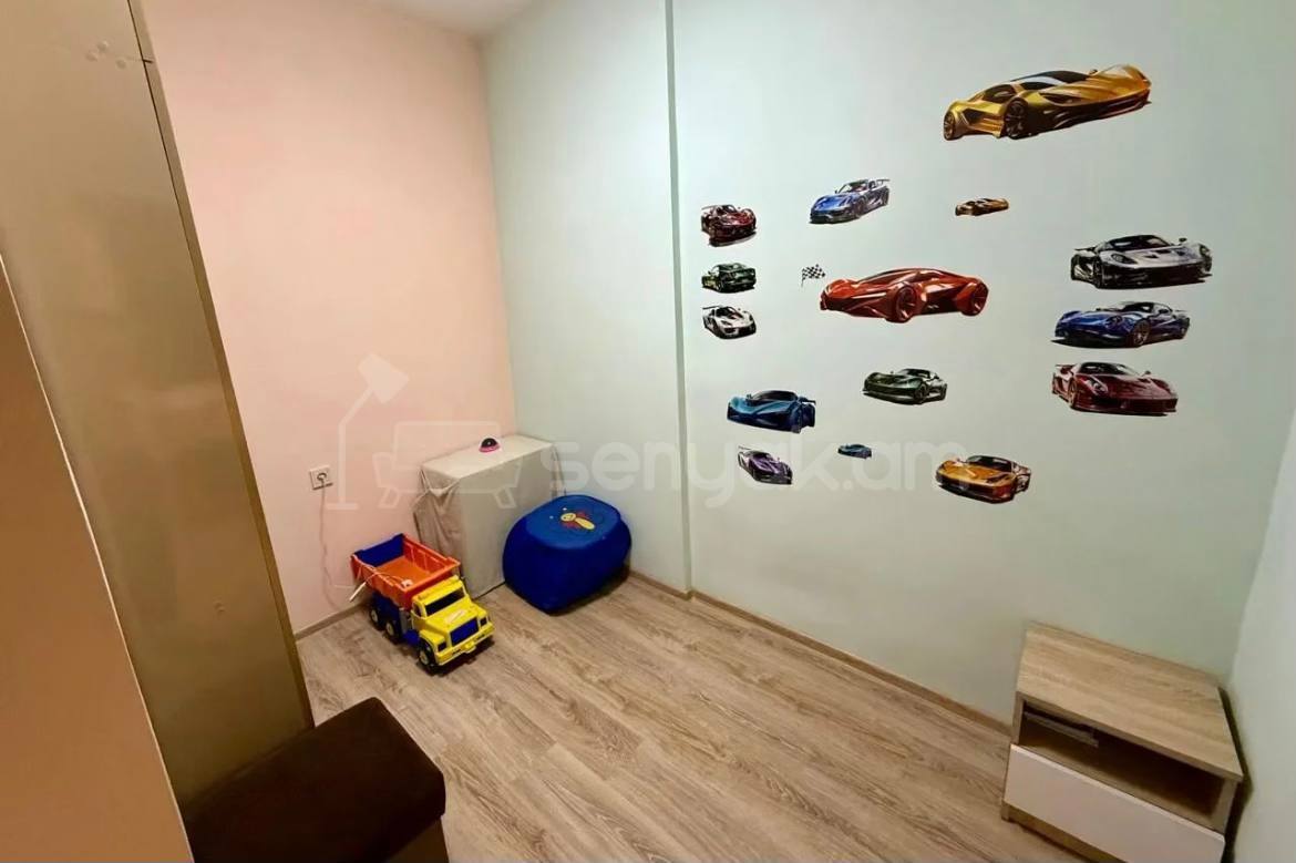 3 Սենյականոց Բնակարան, 63քմ, 6/9 հարկ, Կապիտալ Վերանորոգված