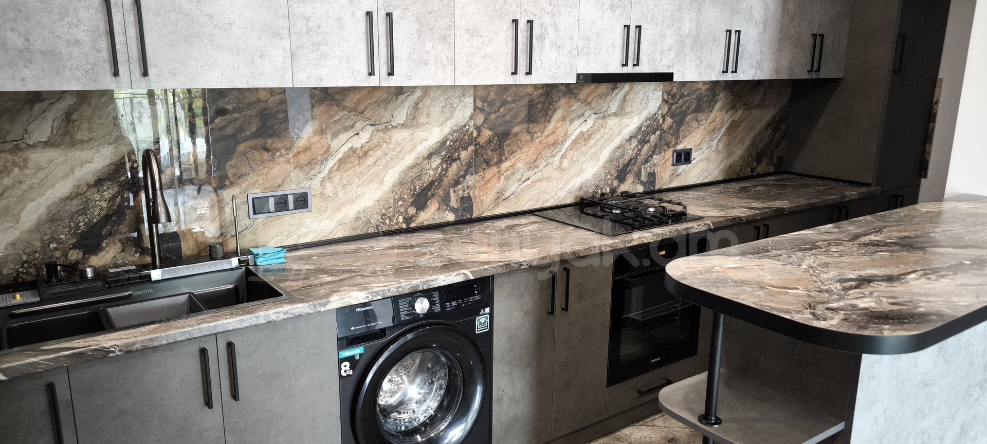 3 Սենյականոց Բնակարան Նորակառույցում, 77քմ, 1/4 հարկ, Դիզայներական Վերանորոգված