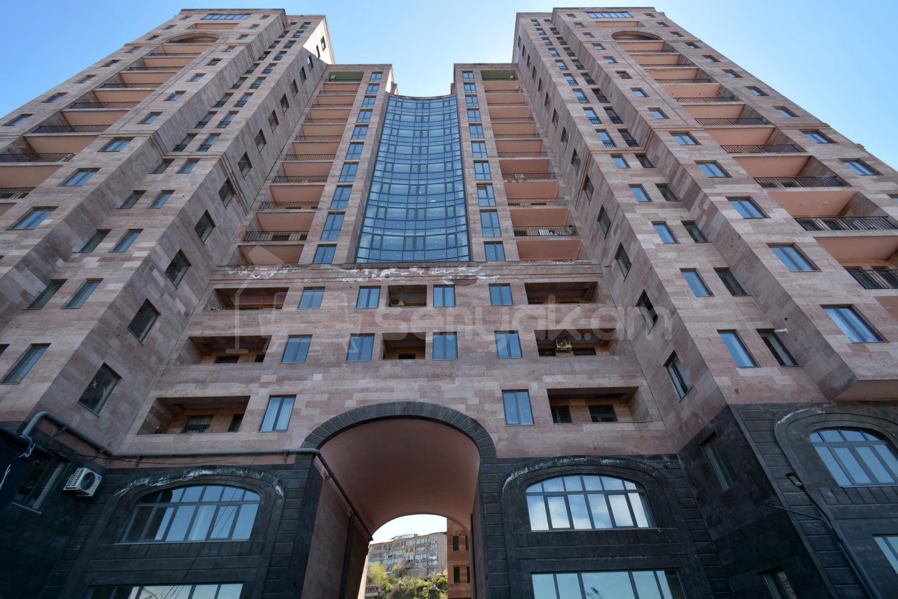 3 Սենյականոց Բնակարան Նորակառույցում, 95քմ, 9/16 հարկ, Զրոյական Վիճակում