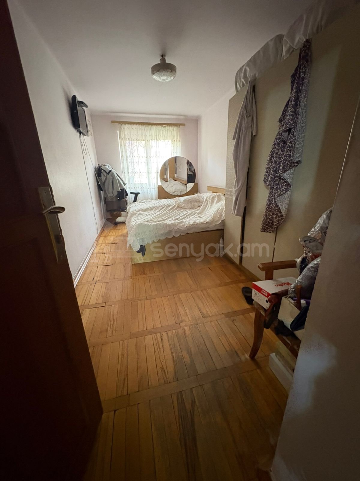 3 Սենյականոց Բնակարան Քարե Շենքում, 80քմ, 2/5 հարկ, Կապիտալ Վերանորոգված