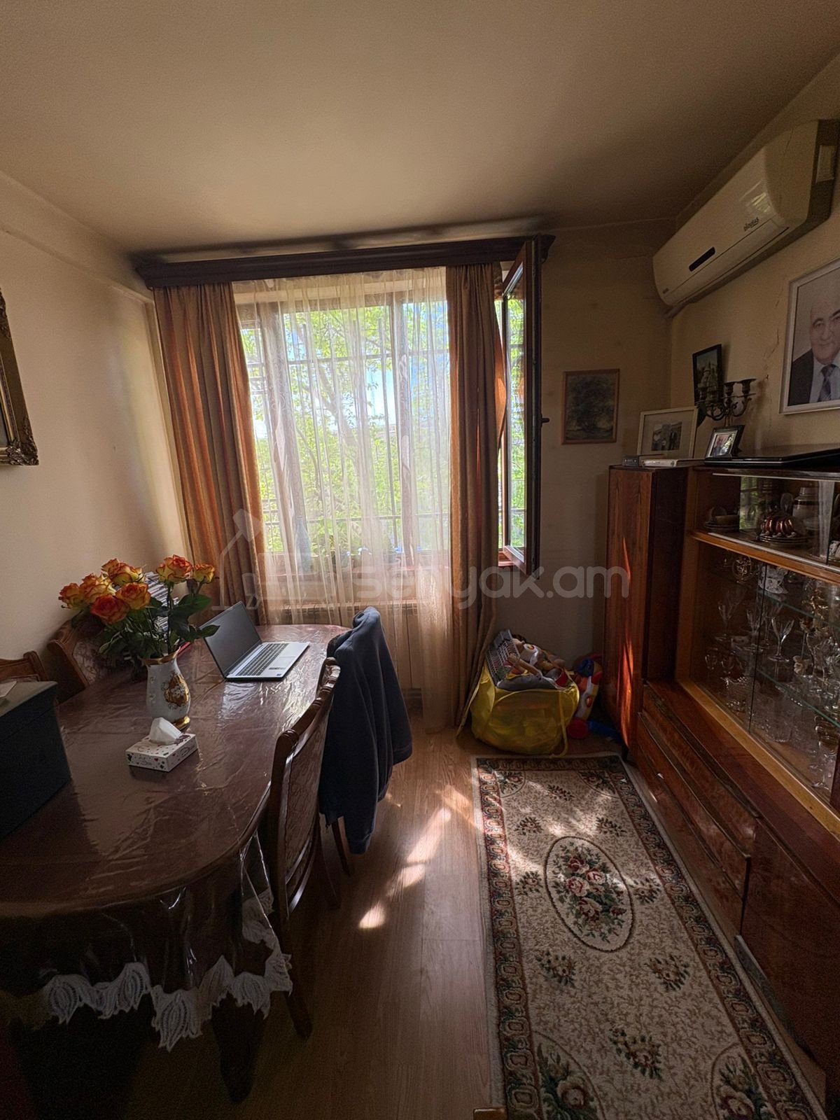 3 Սենյականոց Բնակարան Քարե Շենքում, 80քմ, 2/5 հարկ, Կապիտալ Վերանորոգված