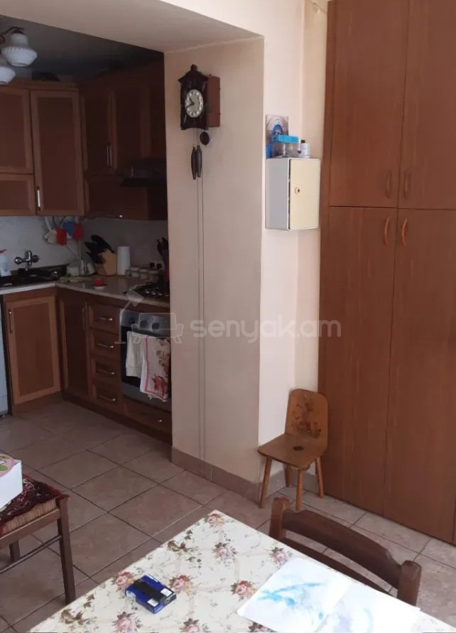 3 Սենյականոց Բնակարան Քարե Շենքում, 68քմ, 1/5 հարկ, Կապիտալ Վերանորոգված, Կահավորված