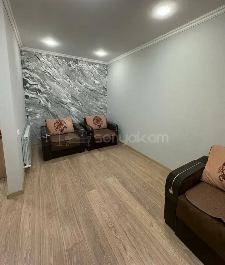 2 Սենյականոց Բնակարան, 42քմ, 7/9 հարկ, Կապիտալ Վերանորոգված, Կահավորված, Արևկող