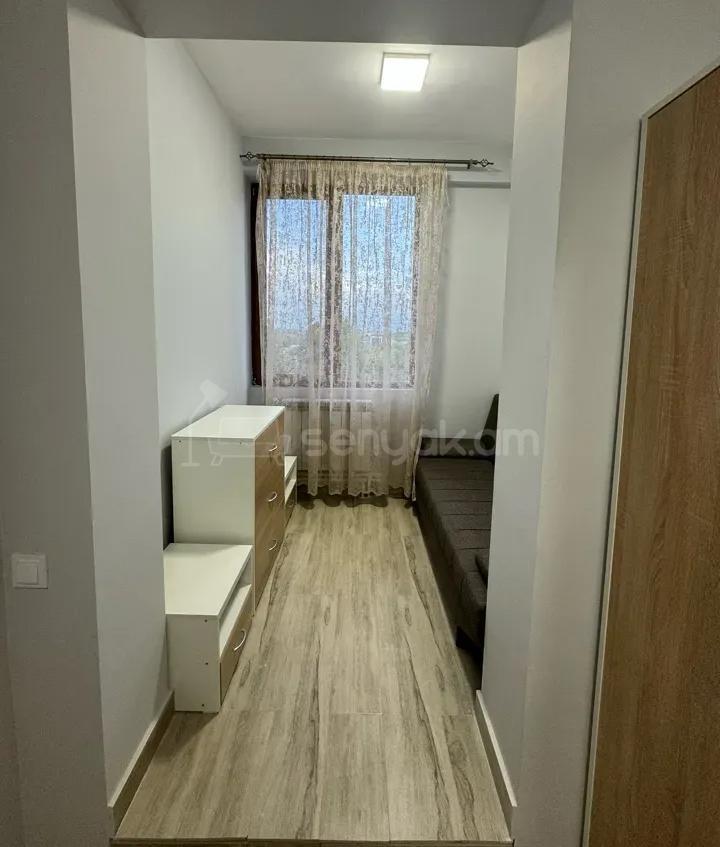 2 Սենյականոց Բնակարան, 42քմ, 7/9 հարկ, Կապիտալ Վերանորոգված, Կահավորված, Արևկող