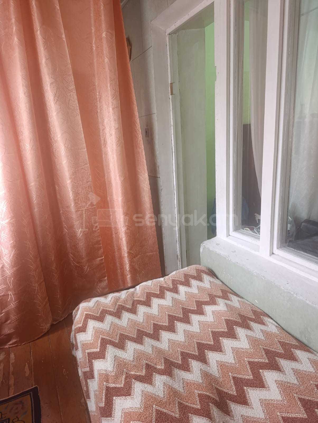 3 Սենյականոց Բնակարան Քարե Շենքում, 80քմ, 3/5 հարկ, Կոսմետիկ Վերանորոգված