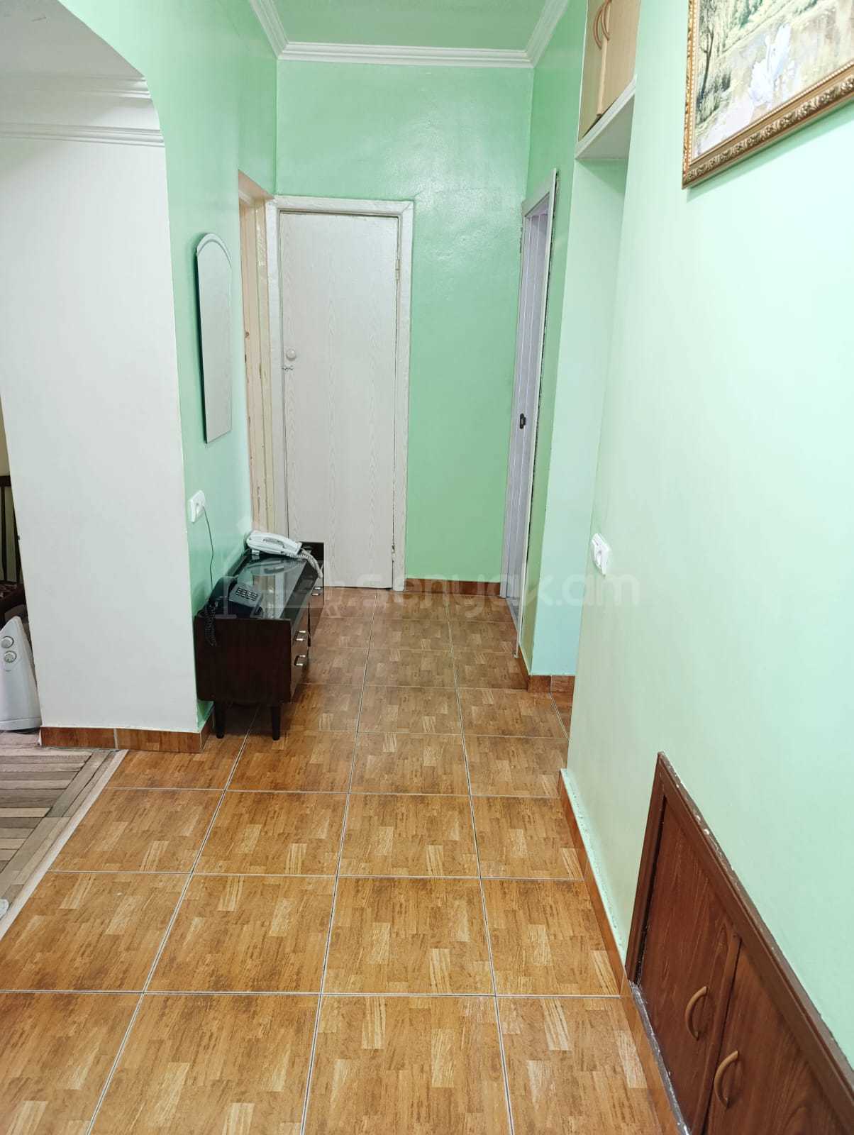 3 Սենյականոց Բնակարան Քարե Շենքում, 80քմ, 3/5 հարկ, Կոսմետիկ Վերանորոգված