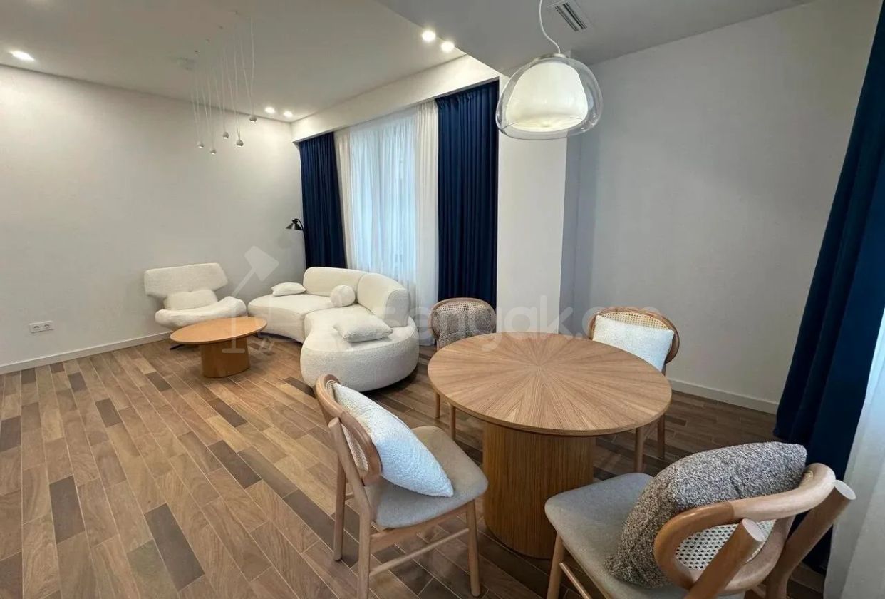 2 Սենյականոց Բնակարան Նորակառույցում, 61քմ, 5/16 հարկ, Դիզայներական Վերանորոգված, Կահավորված, Արևկող