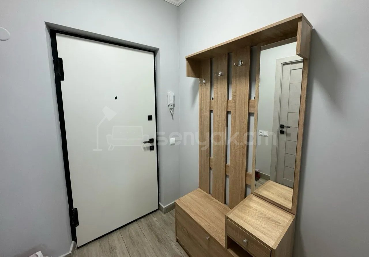 2 Սենյականոց Բնակարան, 50քմ, 7/9 հարկ, Նորմալ Վիճակում, Կահավորված