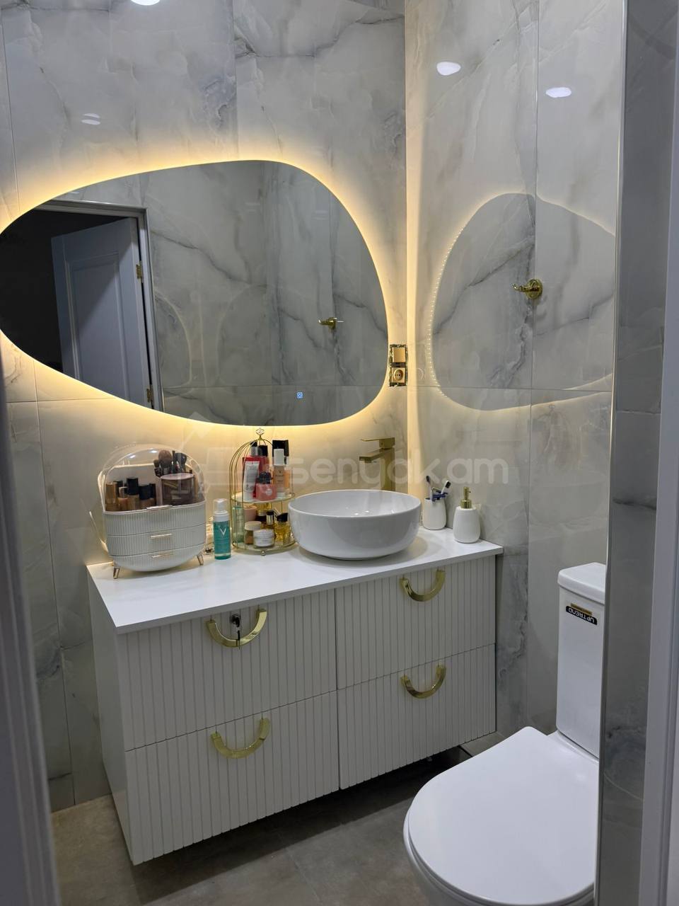 4 Սենյականոց Բնակարան Նորակառույցում, 100քմ, 3/16 հարկ, Դիզայներական Վերանորոգված