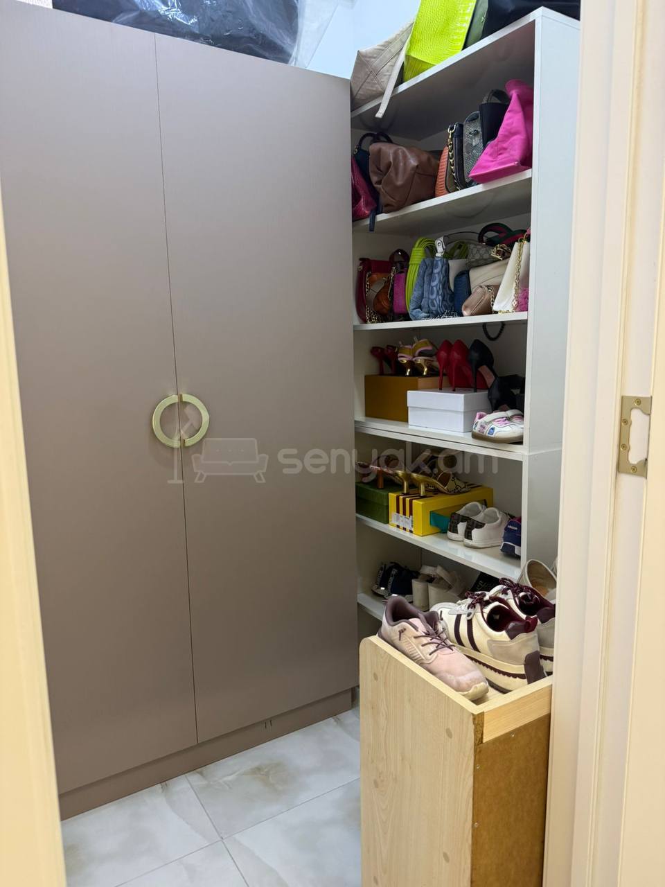 4 Սենյականոց Բնակարան Նորակառույցում, 100քմ, 3/16 հարկ, Դիզայներական Վերանորոգված