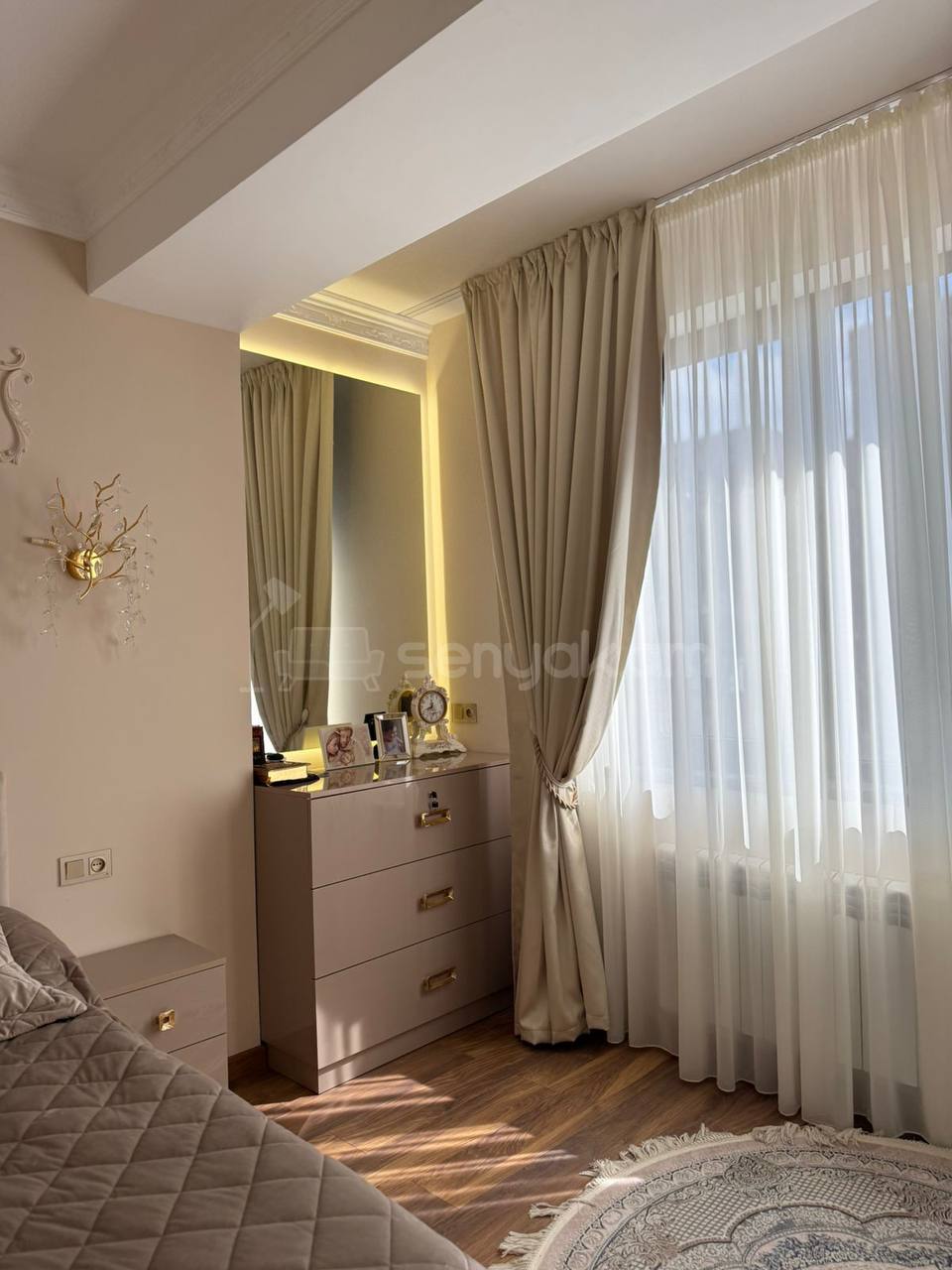 4 Սենյականոց Բնակարան Նորակառույցում, 100քմ, 3/16 հարկ, Դիզայներական Վերանորոգված