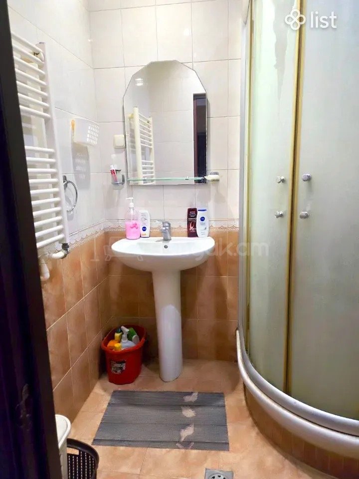 3 Սենյականոց Բնակարան, 80քմ, 8/9 հարկ, Կապիտալ Վերանորոգված, Կահավորված, Արևկող