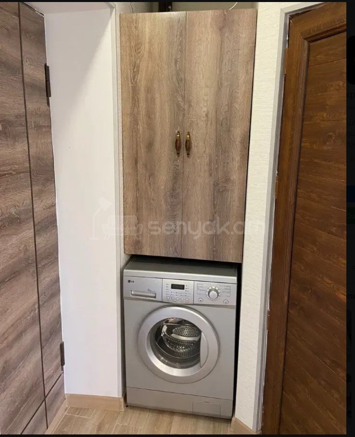 2 Սենյականոց Բնակարան Քարե Շենքում, 40քմ, 3/4 հարկ, Կապիտալ Վերանորոգված, Կահավորված