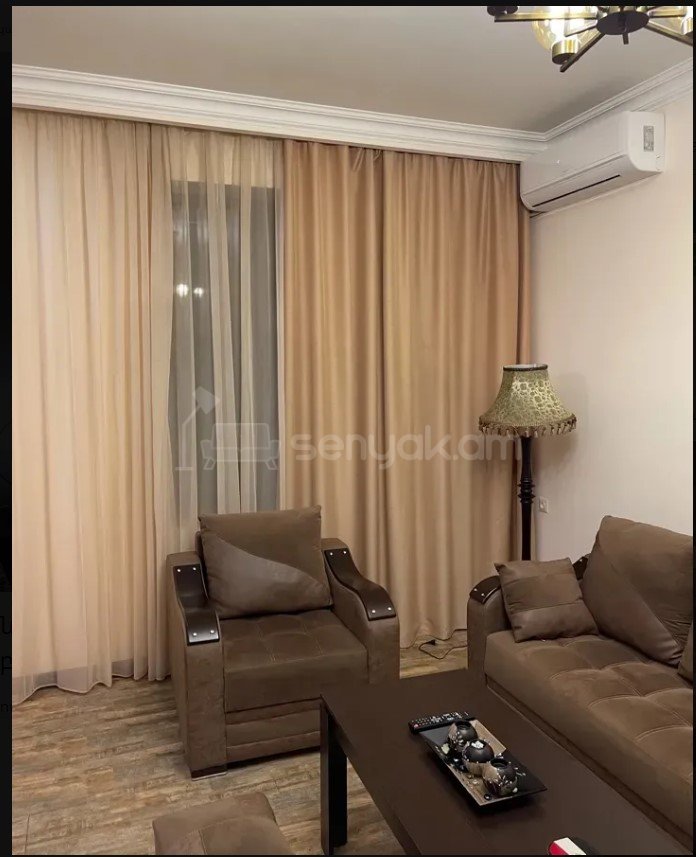 3 Սենյականոց Բնակարան Քարե Շենքում, 70քմ, 5/5 հարկ, Կապիտալ Վերանորոգված, Կահավորված