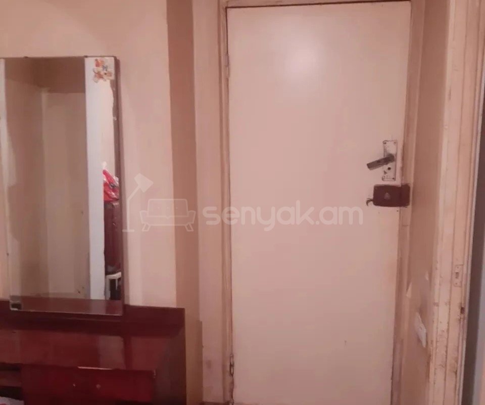 1 Սենյականոց Բնակարան, 51քմ, 1/9 հարկ, Պետական Վիճակում