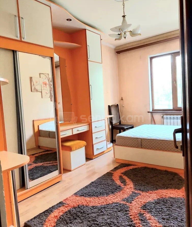 4 Սենյականոց Բնակարան, 91քմ, 3/9 հարկ, Նորմալ Վիճակում