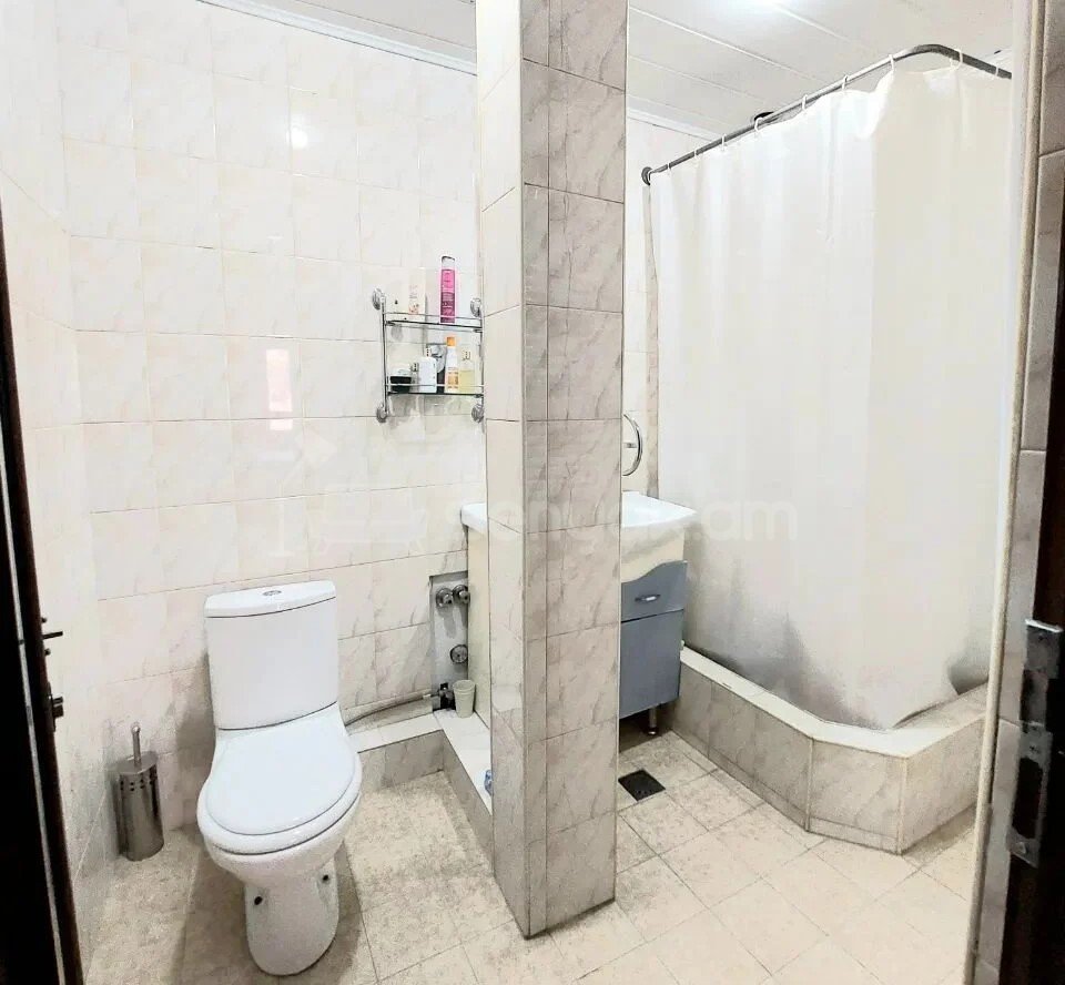 4 Սենյականոց Բնակարան, 91քմ, 3/9 հարկ, Նորմալ Վիճակում