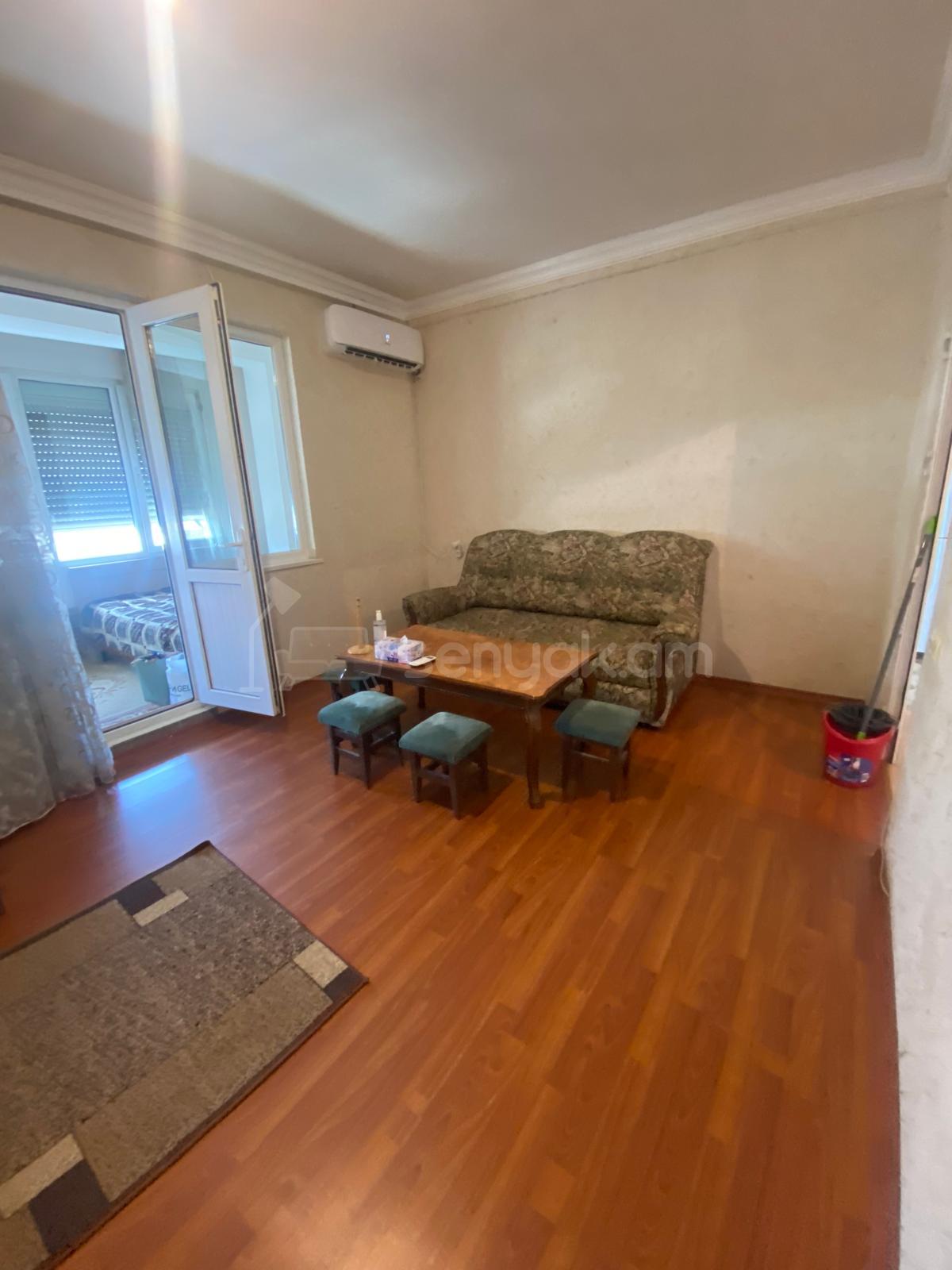 3 Սենյականոց Բնակարան, 90քմ, 3/9 հարկ, Կապիտալ Վերանորոգված, Կահավորված, Արևկող