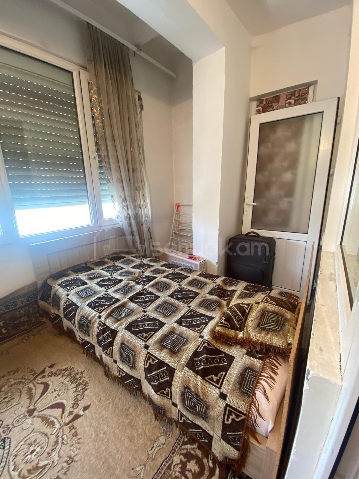 3 Սենյականոց Բնակարան, 90քմ, 3/9 հարկ, Կապիտալ Վերանորոգված, Կահավորված, Արևկող