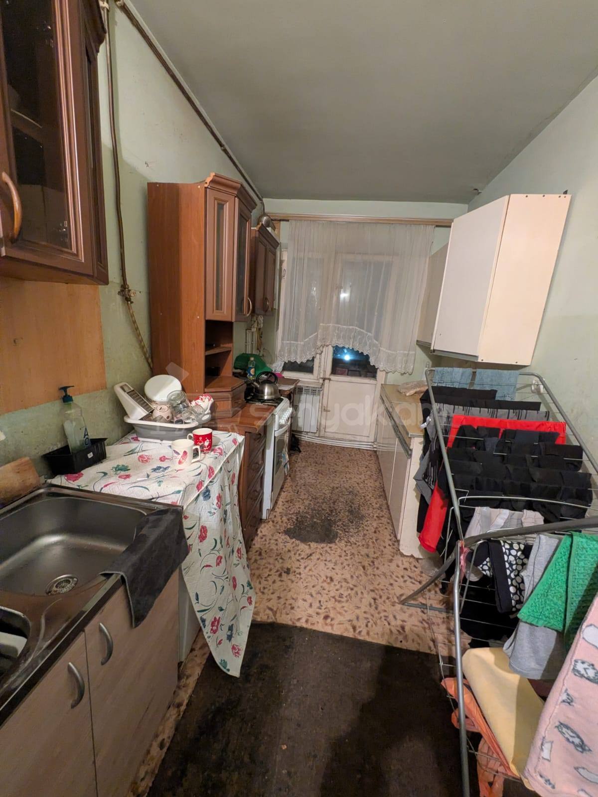 3 Սենյականոց Բնակարան, 96քմ, 2/9 հարկ, Պետական Վիճակում