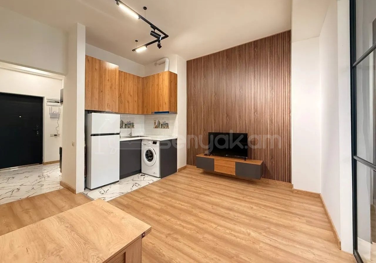 2 Սենյականոց Բնակարան, 35քմ, 10/16 հարկ, Կապիտալ Վերանորոգված