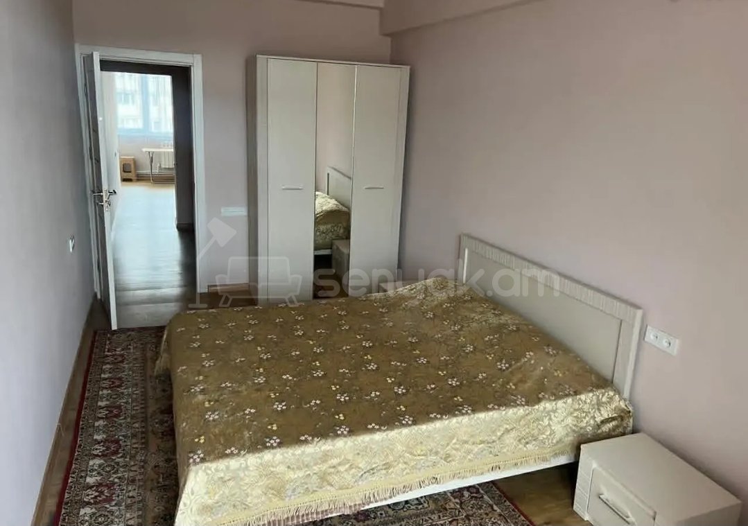 3 Սենյականոց Բնակարան, 64քմ, 8/9 հարկ, Նորմալ Վիճակում, Կահավորված, Արևկող