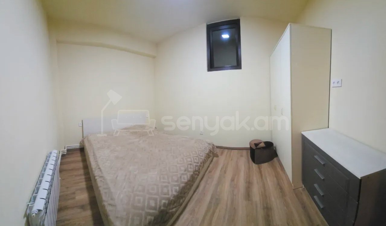 3 Սենյականոց Բնակարան, 70քմ, 2/14 հարկ, Նորմալ Վիճակում, Կահավորված