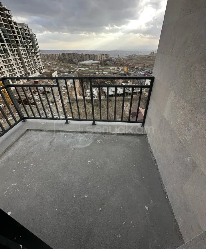 3 Սենյականոց Բնակարան Նորակառույցում, 80քմ, 10/16 հարկ, Զրոյական Վիճակում