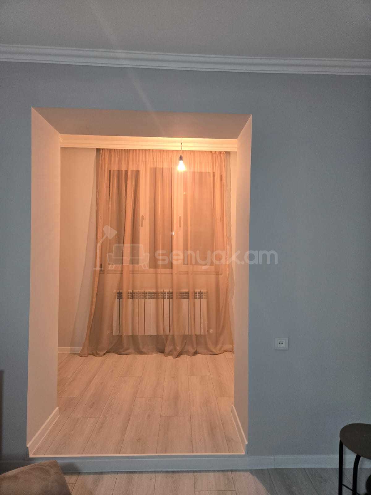 2 Սենյականոց Բնակարան Քարե Շենքում, 50քմ, 2/5 հարկ, Կապիտալ Վերանորոգված, Կահավորված, Արևկող