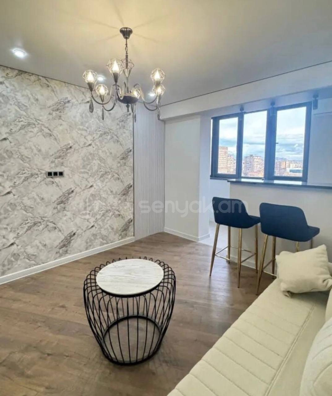 2 Սենյականոց Բնակարան, 43քմ, 8/9 հարկ, Կապիտալ Վերանորոգված