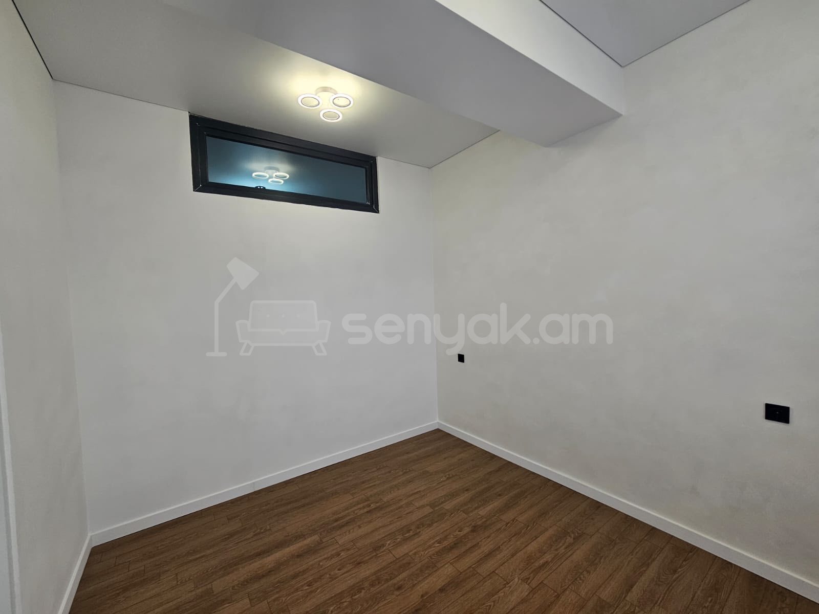 3 Սենյականոց Բնակարան Նորակառույցում, 56քմ, 5/7 հարկ, Կապիտալ Վերանորոգված