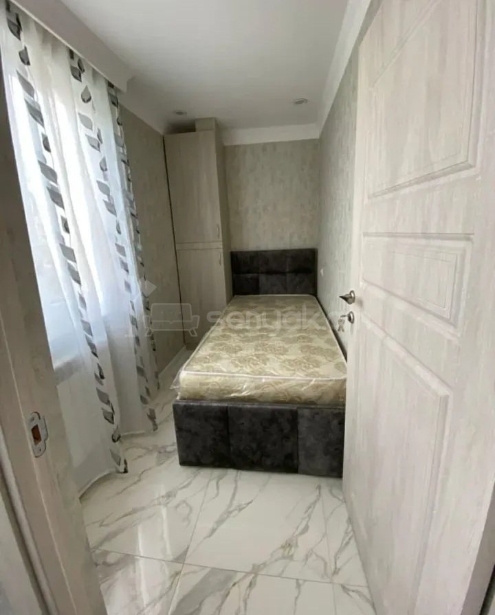 2 Սենյականոց Բնակարան Քարե Շենքում, 60քմ, 4/5 հարկ, Դիզայներական Վերանորոգված, Կահավորված