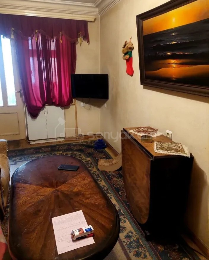 2 Սենյականոց Բնակարան Քարե Շենքում, 57քմ, 2/5 հարկ, Նորմալ Վիճակում, Կահավորված