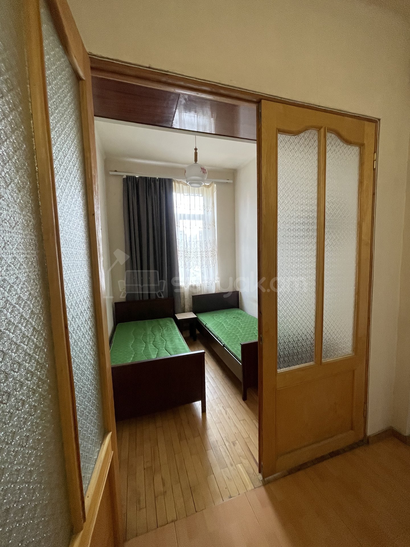 2 Սենյականոց Բնակարան Քարե Շենքում, 50քմ, 5/5 հարկ, Կոսմետիկ Վերանորոգված, Կահավորված, Արևկող