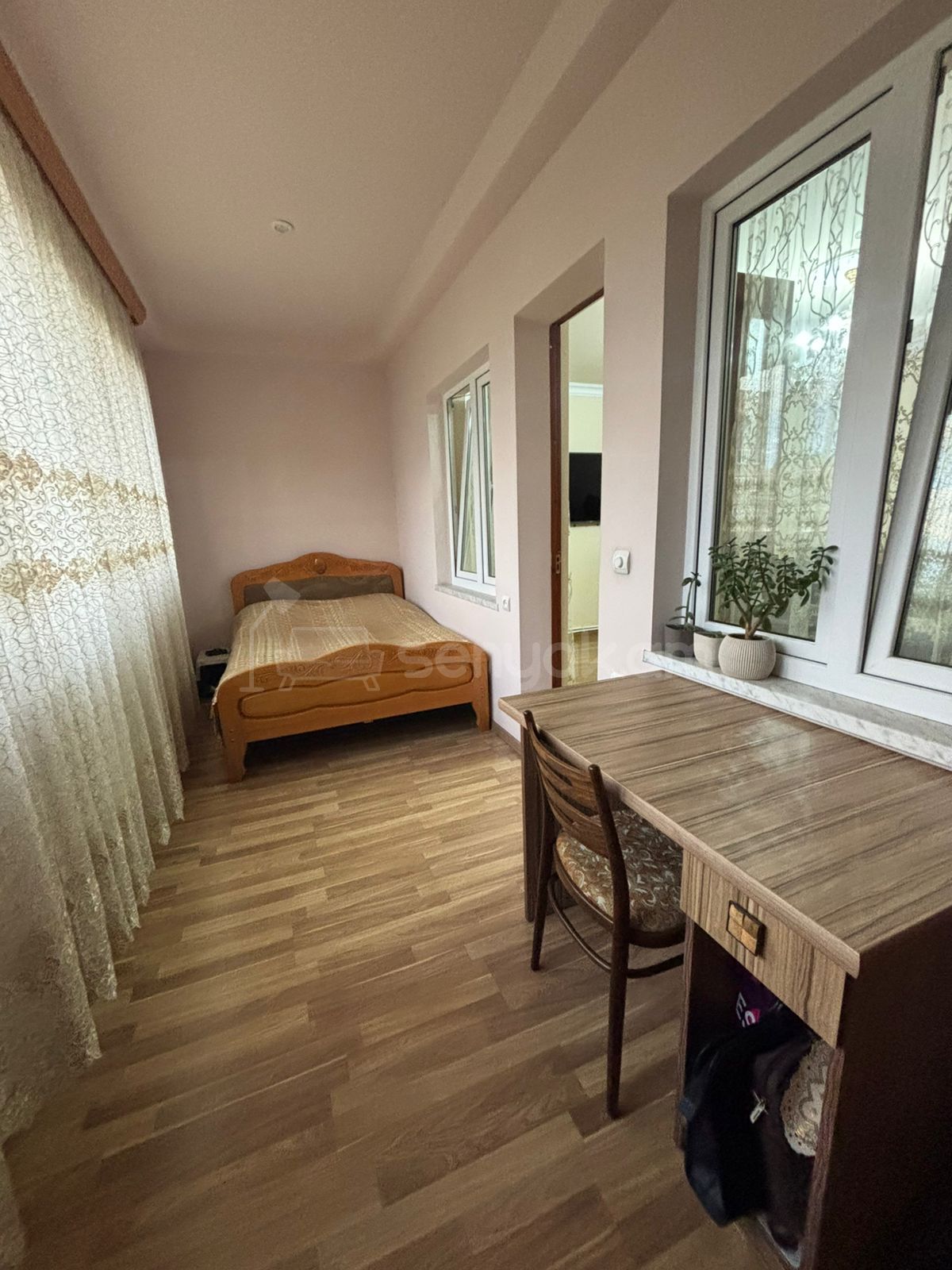 4 Սենյականոց Բնակարան, 93քմ, 6/9 հարկ, Կապիտալ Վերանորոգված