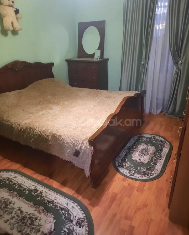 2 Սենյականոց Բնակարան, 65քմ, 9/9 հարկ, Նորմալ Վիճակում, Կահավորված