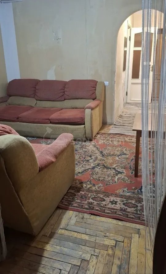 1 Սենյականոց Բնակարան, 40քմ, 3/9 հարկ, Նորմալ Վիճակում, Կահավորված