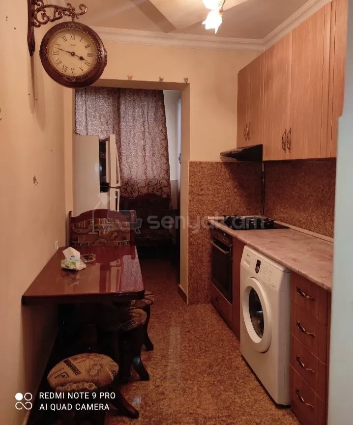 2 Սենյականոց Բնակարան Քարե Շենքում, 67քմ, 4/9 հարկ, Նորմալ Վիճակում, Կահավորված