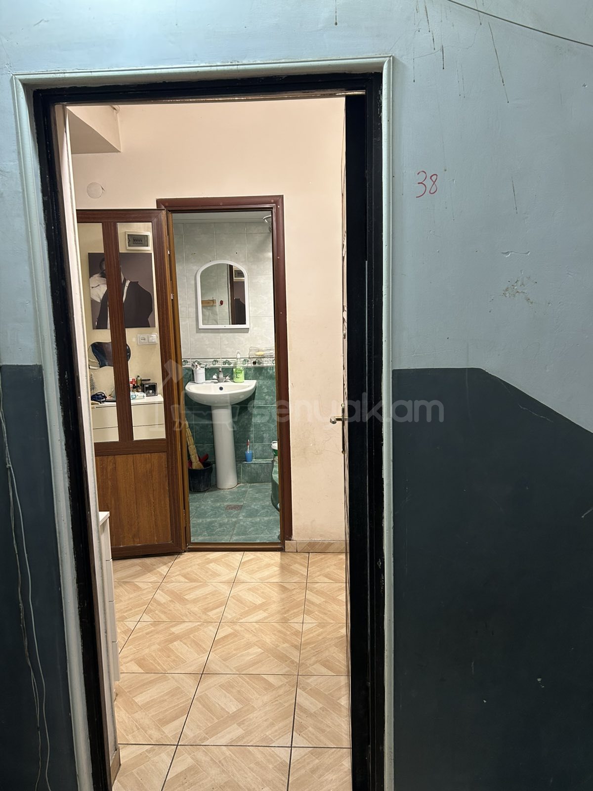 2 Սենյականոց Բնակարան Քարե Շենքում, 59քմ, 4/5 հարկ, Կոսմետիկ Վերանորոգված